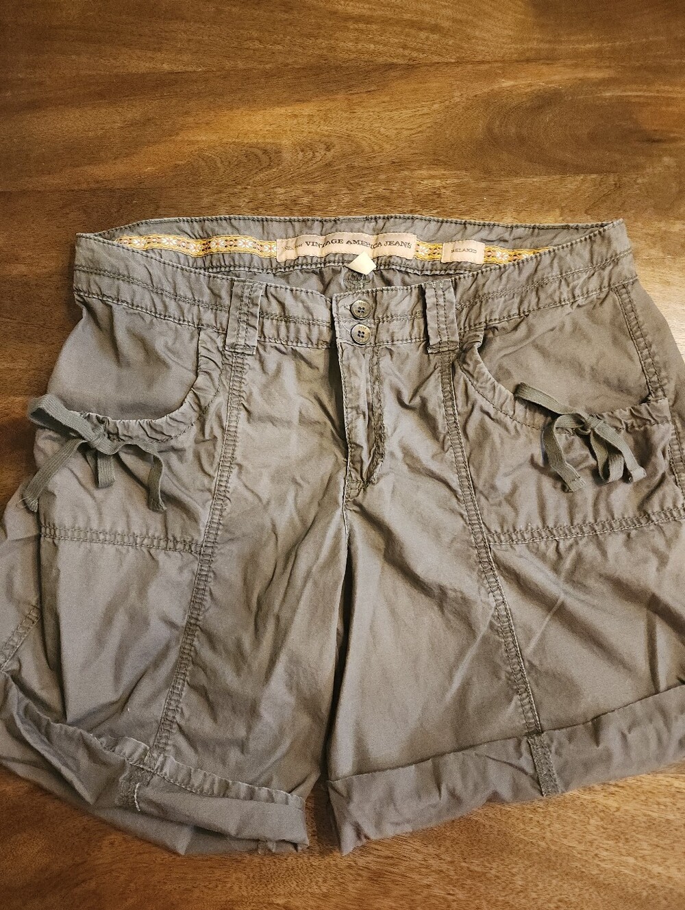 Vintage America Women's Cargo Shorts